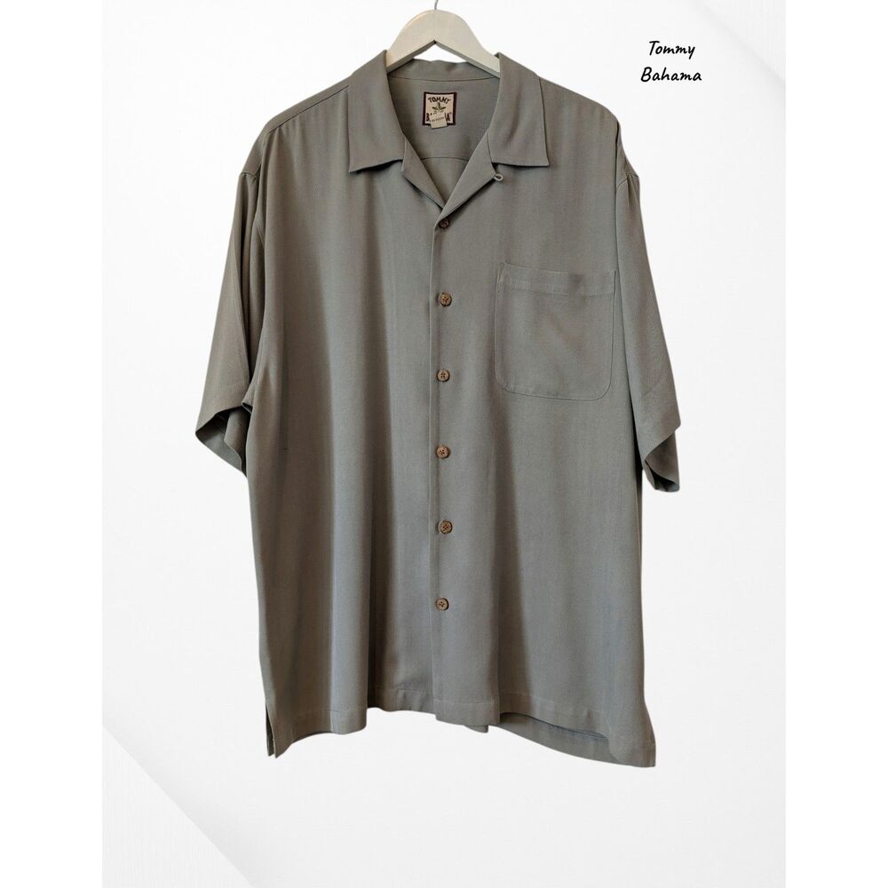 Tommy Bahama 100% Silk Camp Shirt Green Short Sleeve Button Up Casual